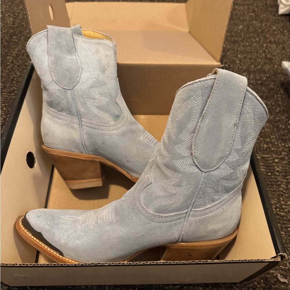 Women's Light Blue Western Boots